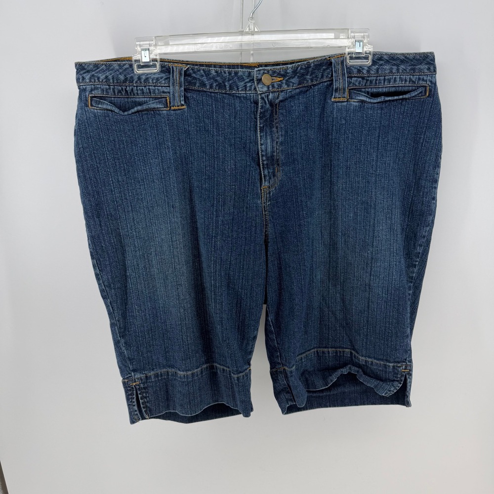 a.n.a Bermuda Shorts Women 22W Blue Dark Wash Denim Stretch Casual Classic Mom